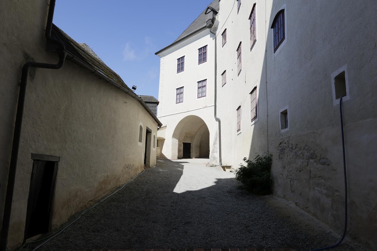 Burg #6