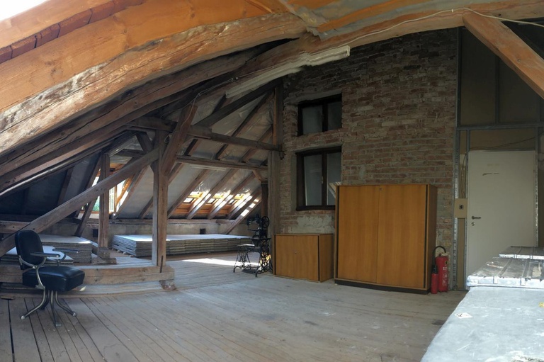 Loft #11