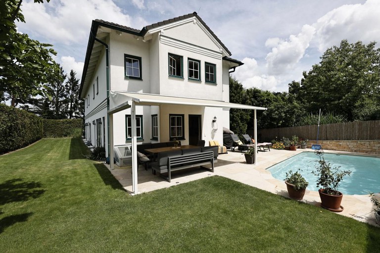 Haus #153