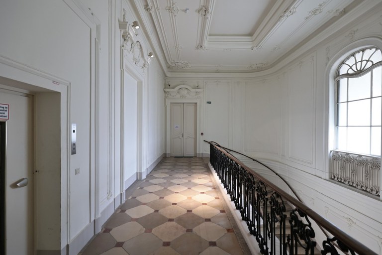 Palace #35