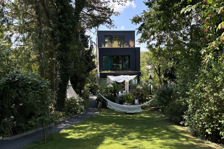 Haus #99