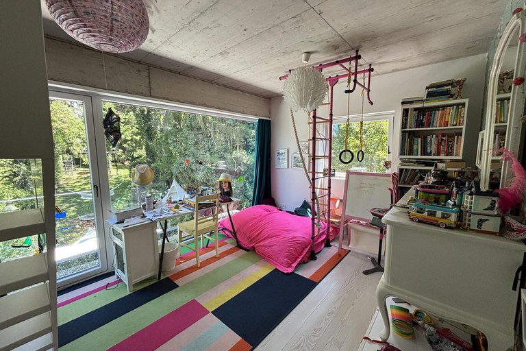 Haus #99