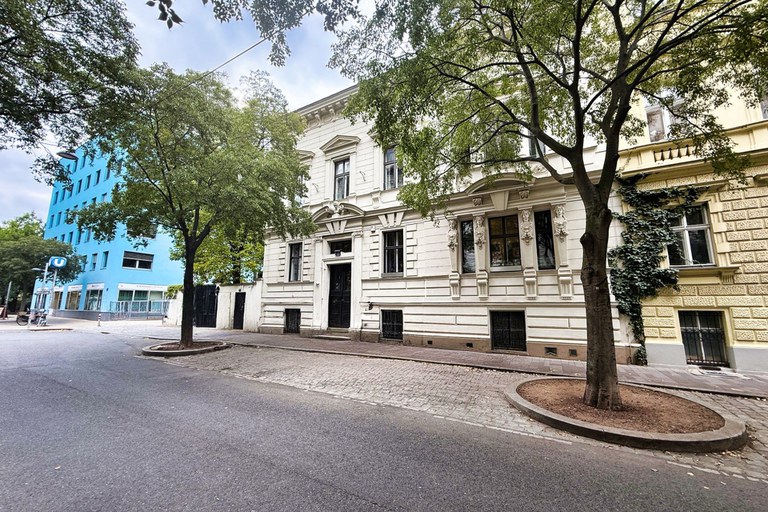 Villa #46