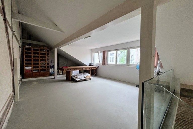 Loft #32