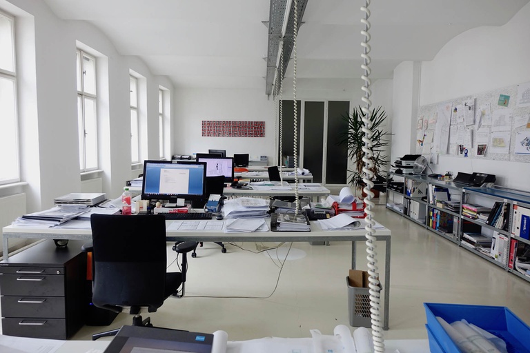 Büro #8