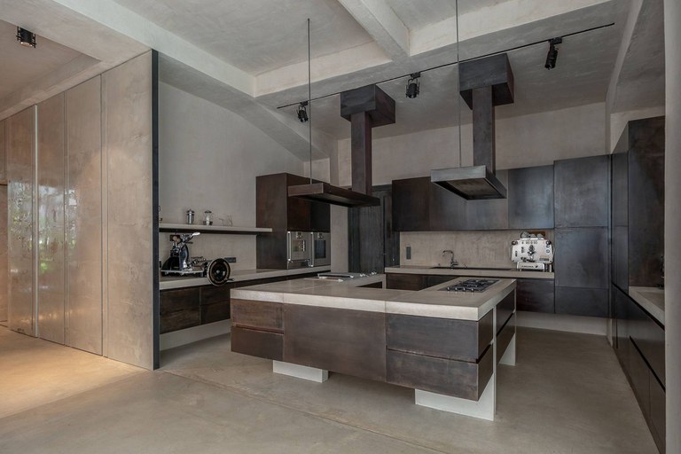 Loft #27