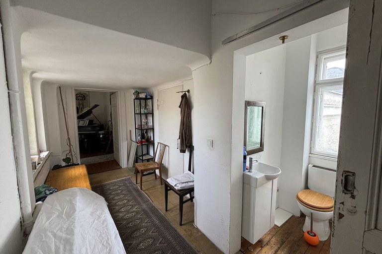 Apartment #21